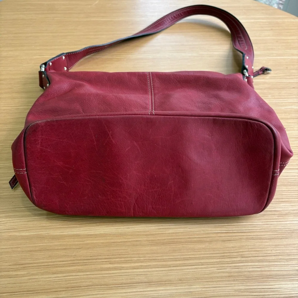 Tignanello Red Leather Shoulder Bag Multi Pocket Hobo Purse Women's 15x11